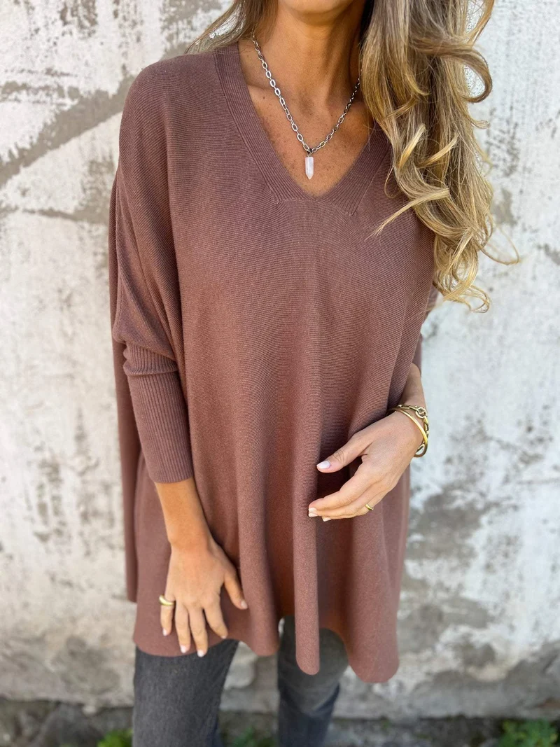 Amelia | Eleganter Damen Pullover Winter stilvoll getragen