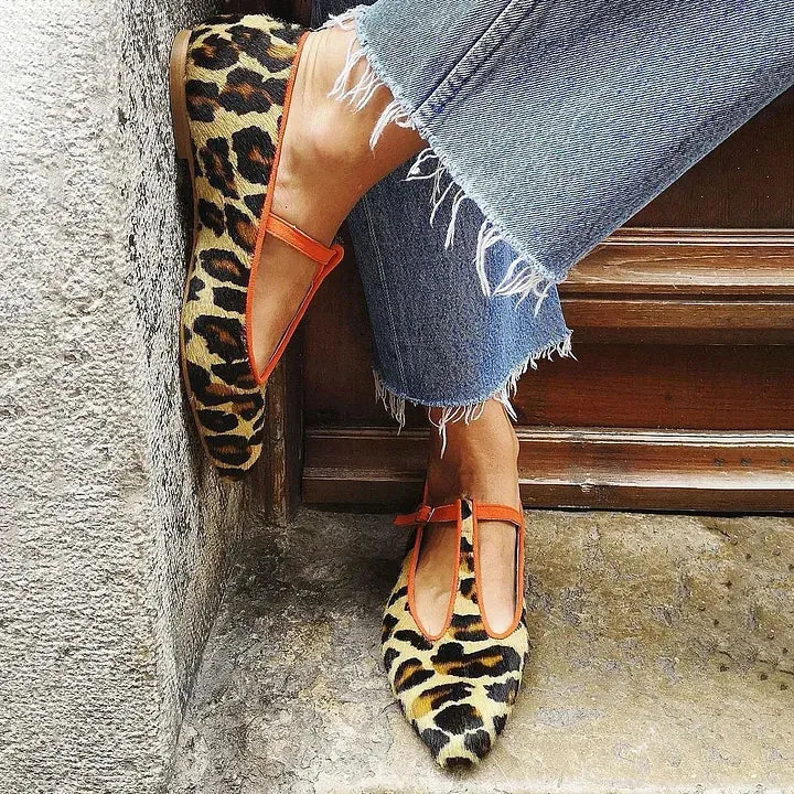 LEOPARDEN BALLERINAS MIT RIEGEL