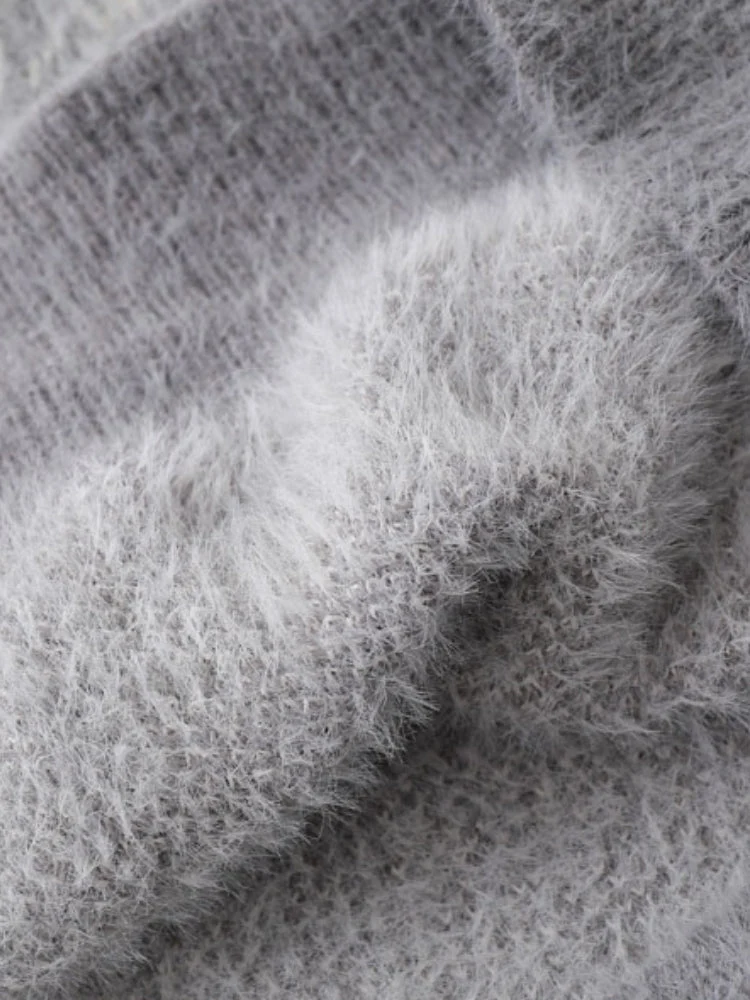 Fuzzy-Mohairpullover