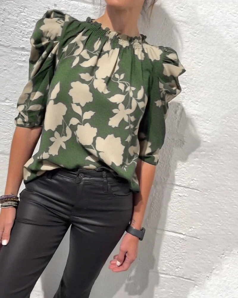 Nina | Modische Damen Bluse modern mit Rüschen & Puffärmel