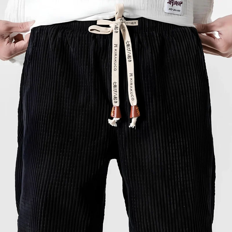 RAMIRO | MODERNE CORDHOSEN