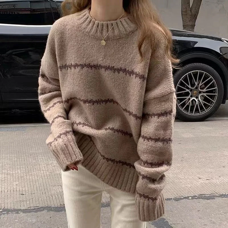 Lena | This Damen-Strickpullover modern und cozy