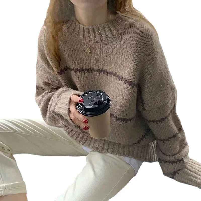 Lena | This Damen-Strickpullover modern und cozy