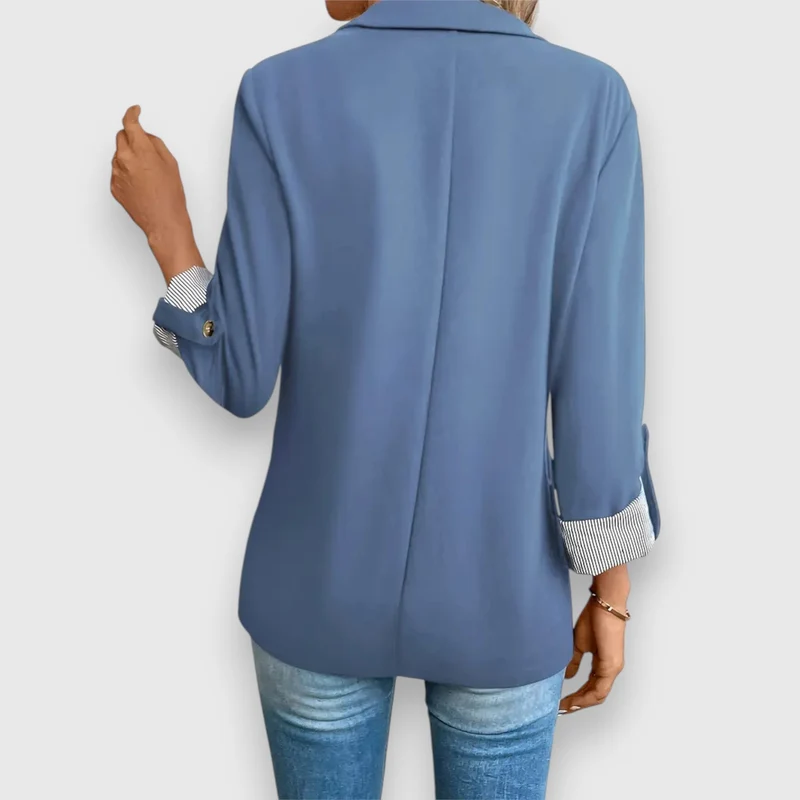 Sophie | This Moderner Damen-Blazer elegant geschnitten