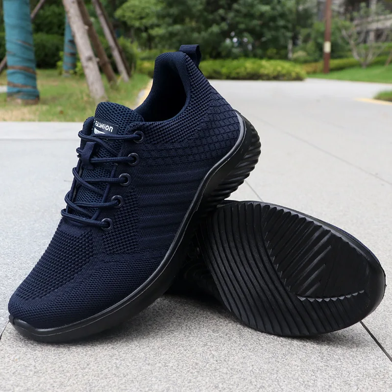 Atmungsaktive Dinamic-Schuhe