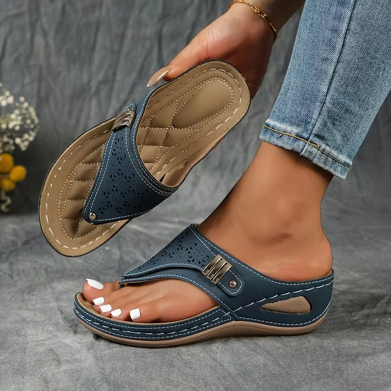 CALIRA™ | BEQUEME KEILSANDALEN