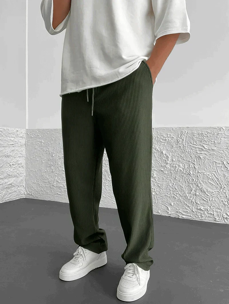 Chris | Damen Hose modisch weit geschnitten und bequem