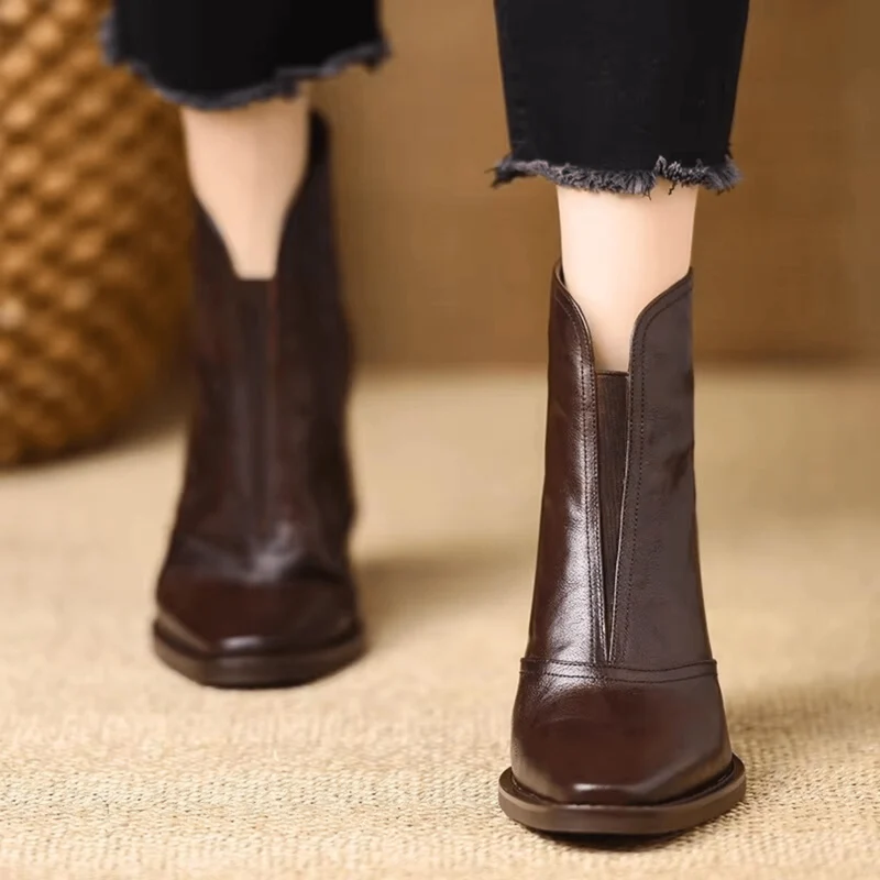 CLAUDIA | LUXURIOSE STIEFELETTEN MIT MITTLEREM ABSATZ
