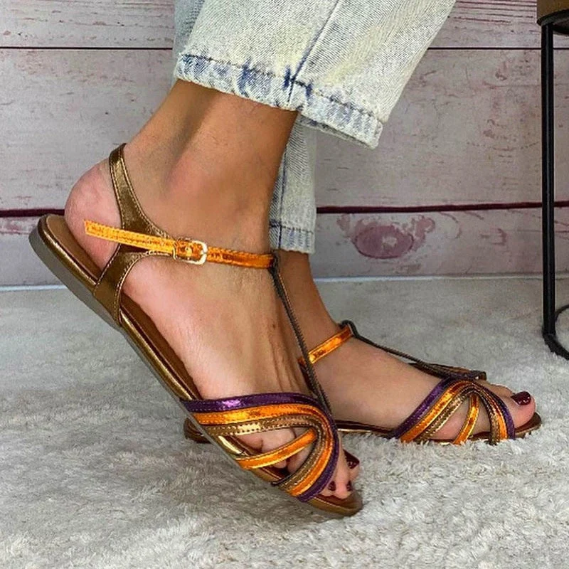 FLACHE SANDALEN MIT T-RIEMEN