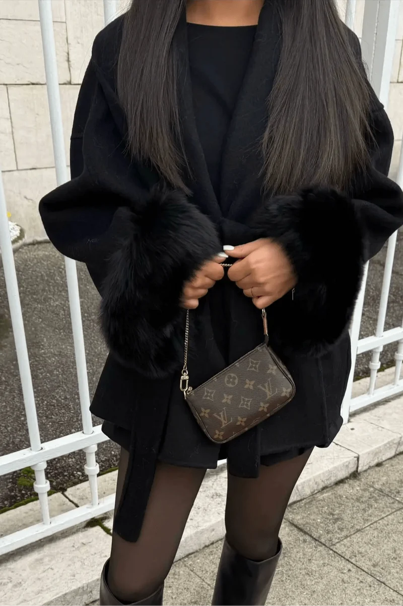ARCTIC GRACE – ELEGANTER WOLLMANTEL FÜR DAMEN