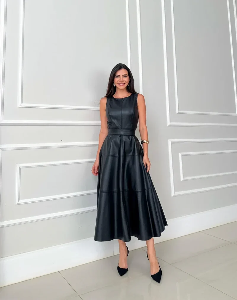 MIDI™ / Stilvoll Midikleid mit perfekter Taille & edlem Leder-Look.