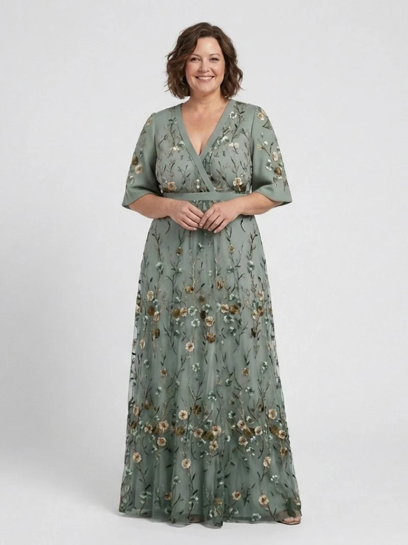 Evadne | Besticktes V-Ausschnitt Maxikleid
