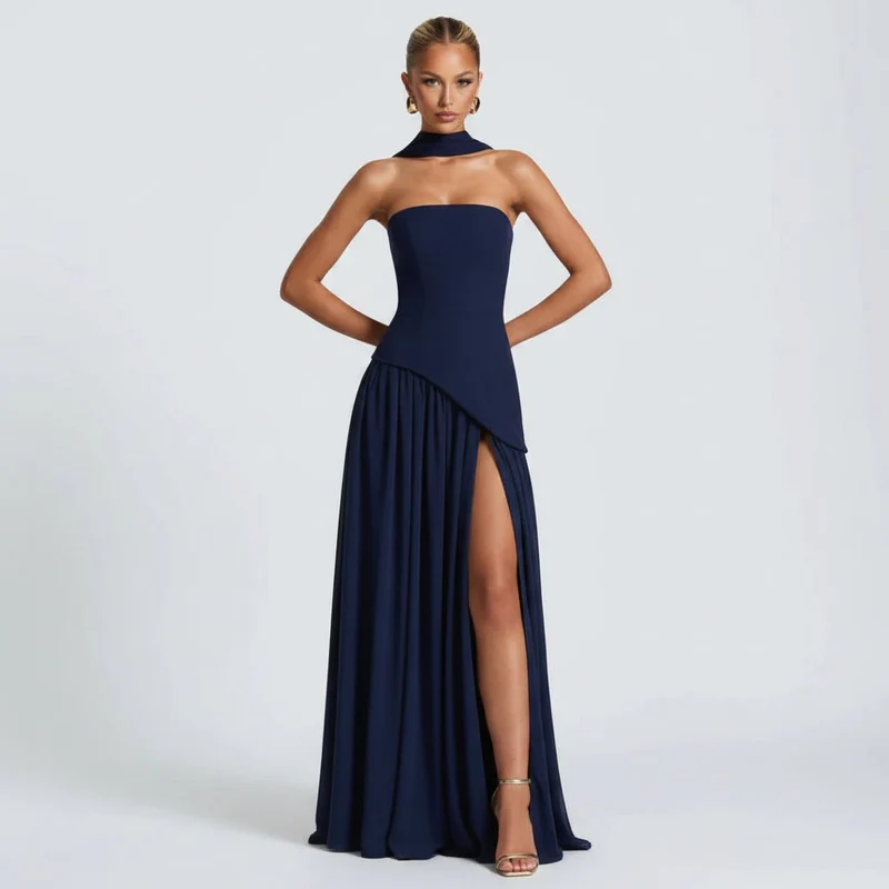 Maxikleid Damen – Trägerloser Schnitt & fließende Silhouette