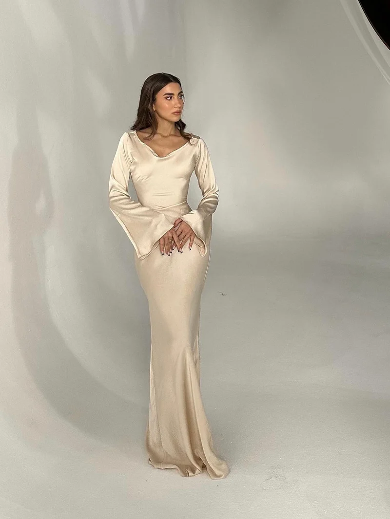Langärmliges Maxikleid – Eleganz für jeden Anlass