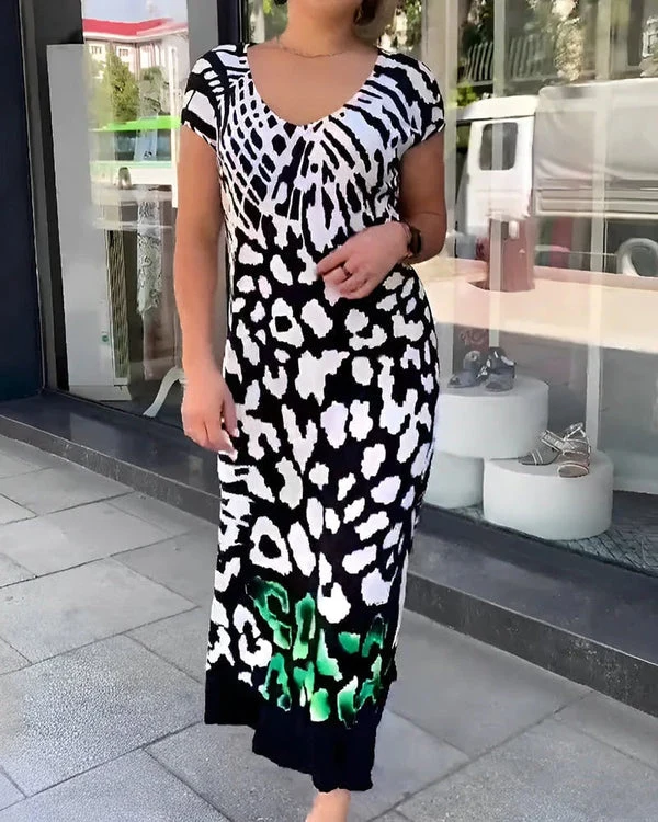 Aliki – Lässiges Bedrucktes Kleid Mit Kurzen Ärmeln