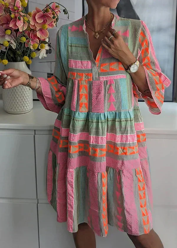 Ava - Stilvolles V-Ausschnitt Hanfkleid für den Sommer