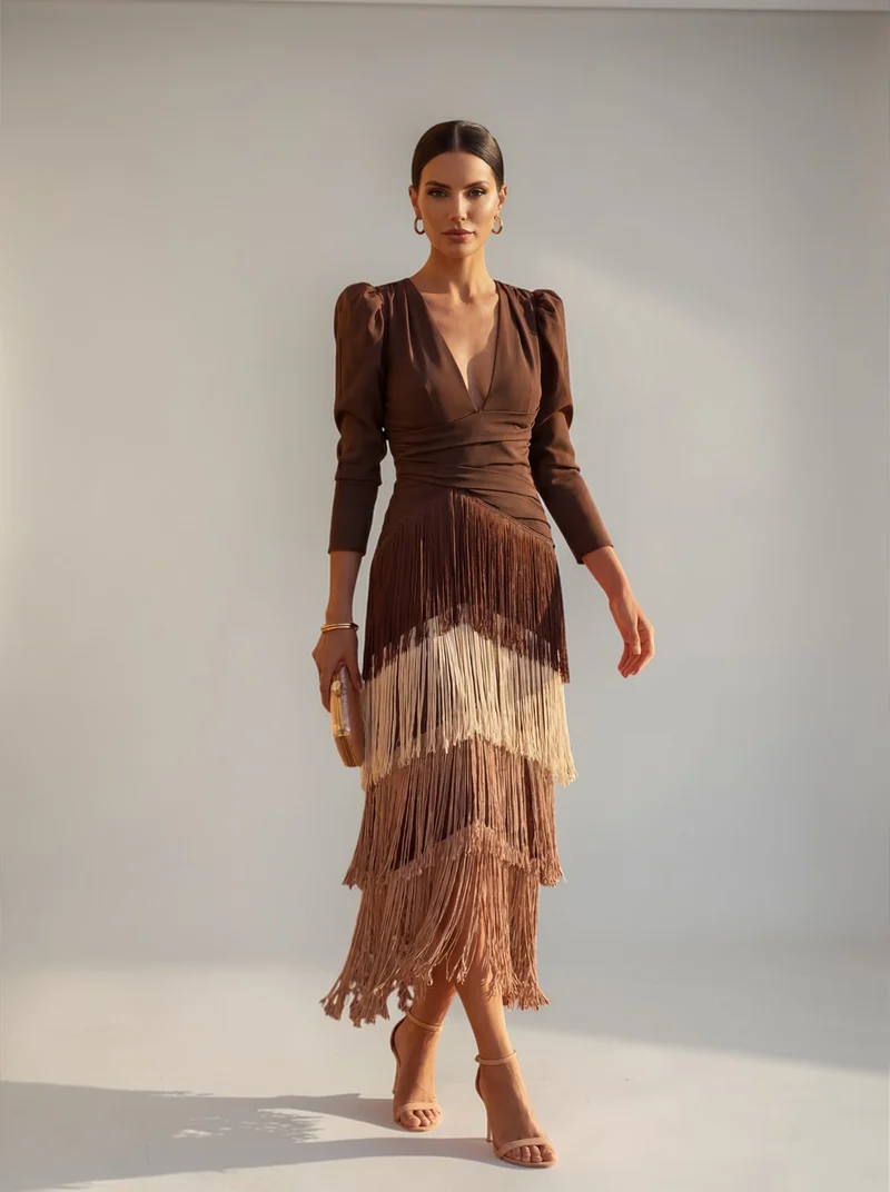 Sofia | Elegantes Ombré-Fransenkleid mit V-Ausschnitt