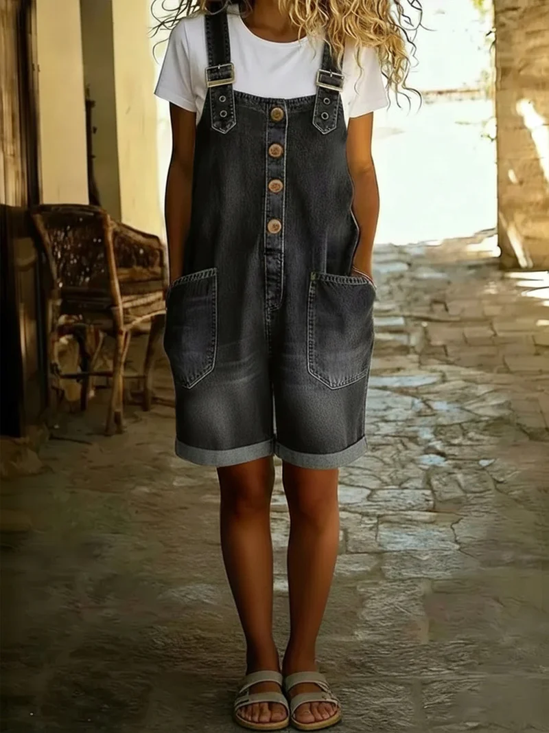 Entspanntes Shorts-Jumpsuit mit verstellbaren Trägern