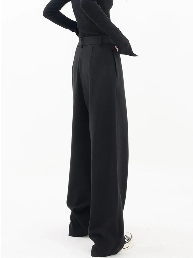Nela – Hoch Taillierte Hose Mit Asymmetrischem Schnitt