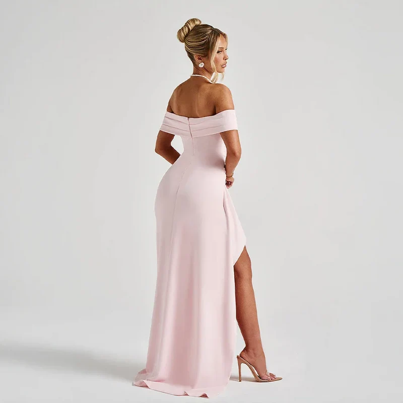 Maxikleid für Damen mit schulterfreiem Ausschnitt und Seitenschlitz