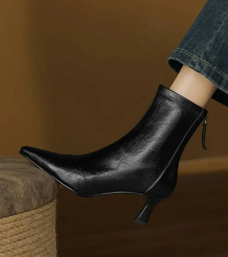 Sanduni - Leder Stiefelette Mit Mittlerem Absatz
