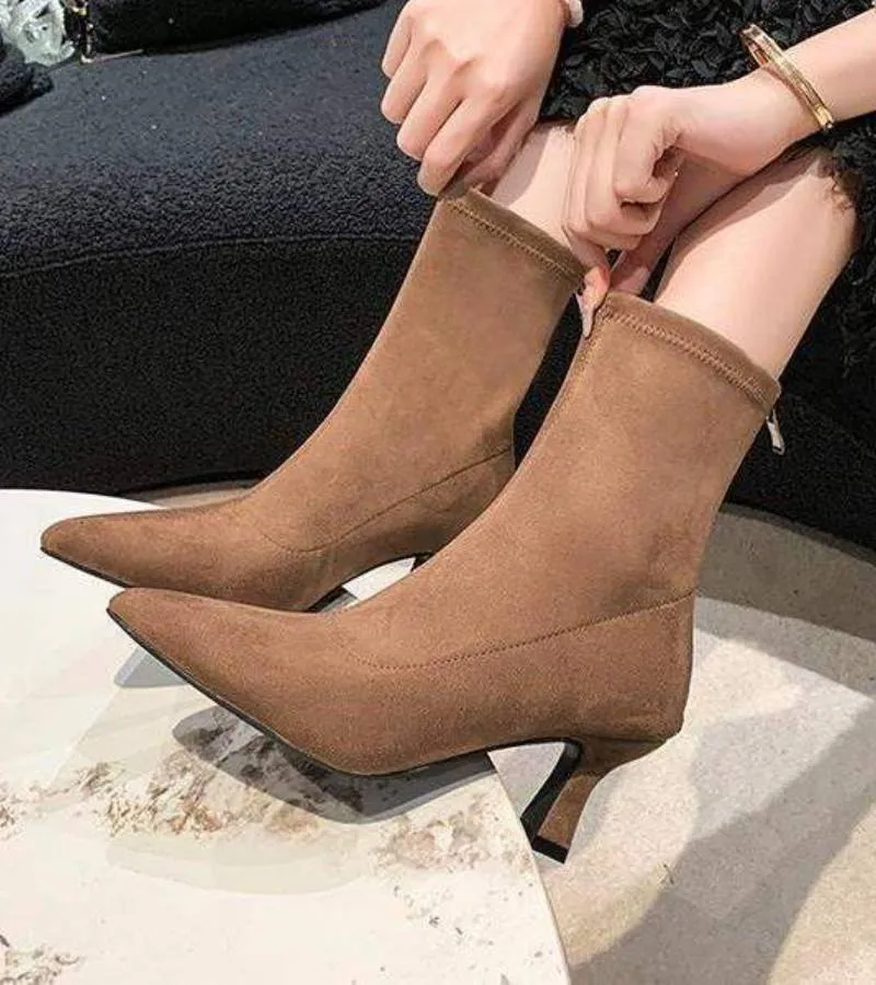Sanduni - Leder Stiefelette Mit Mittlerem Absatz
