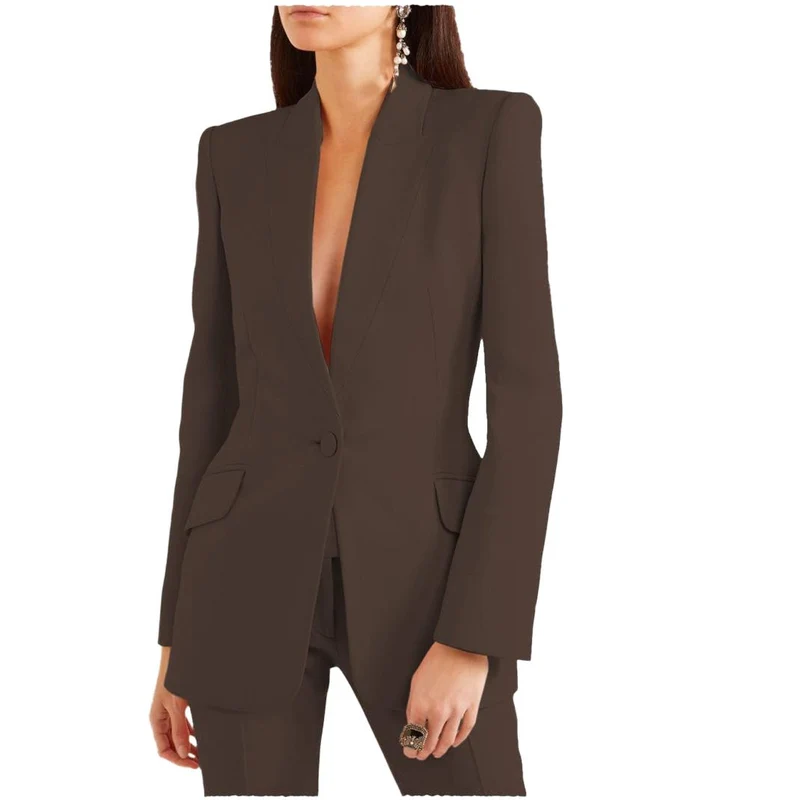 Zweiteiliges Damenkostüm aus Blazer mit fallendem Revers und Hose