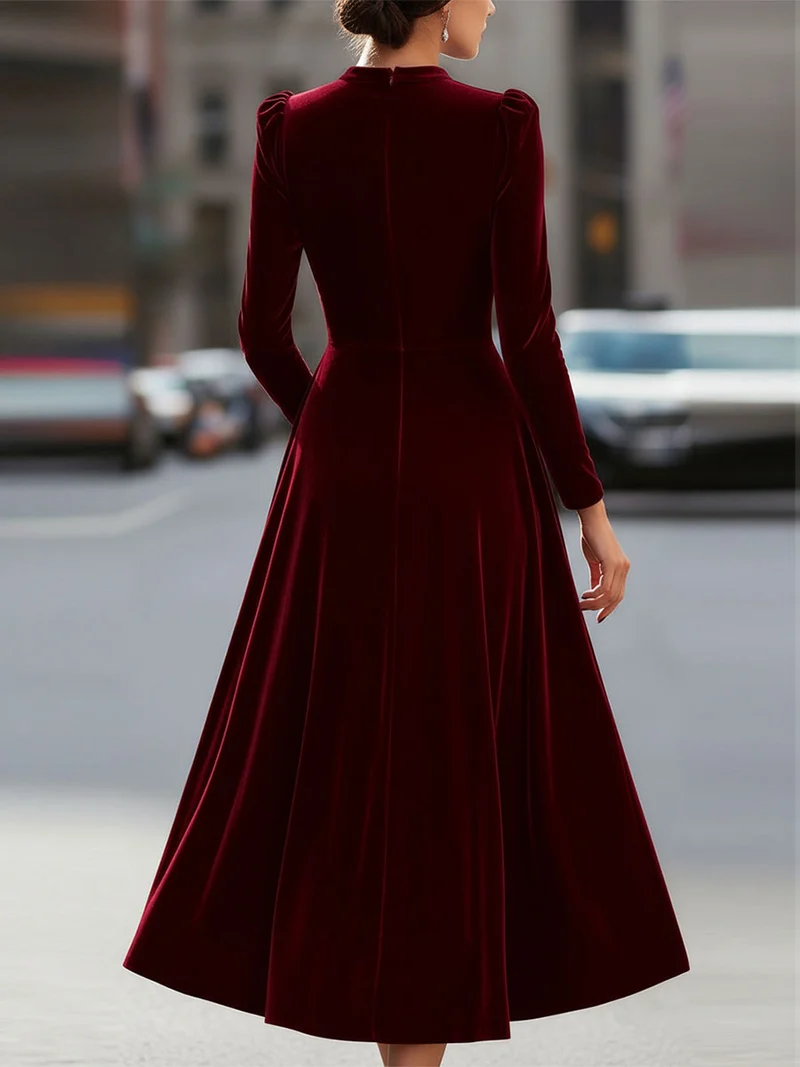 Damen-Midi-Kleid aus marineblauem Samt mit langen Ärmeln