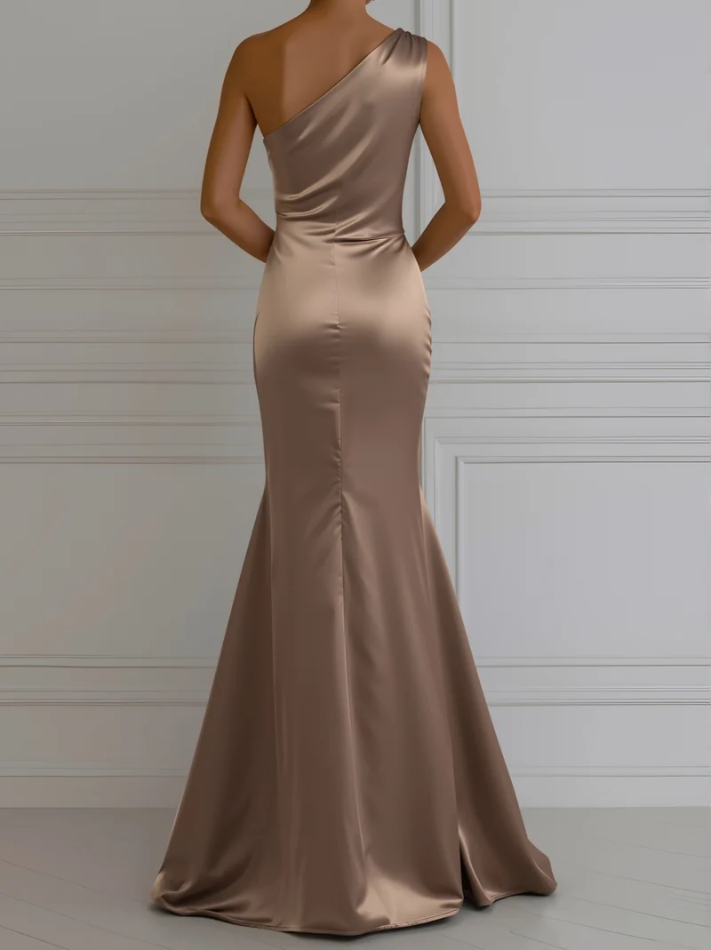 Champagnerfarbenes Ein-Schulter-Abendkleid aus Satin für Damen