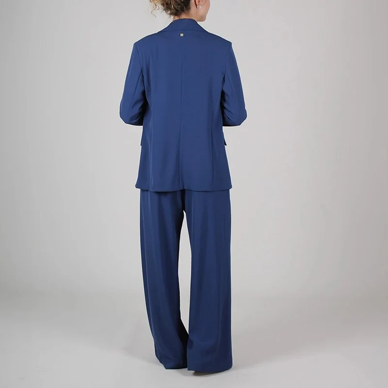 Damenhose mit weitem Bein und hoher Taille
