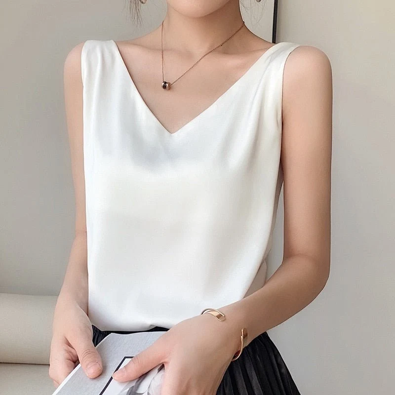 Yvonne | Stilvolles Satin V-Ausschnitt Top für Damen
