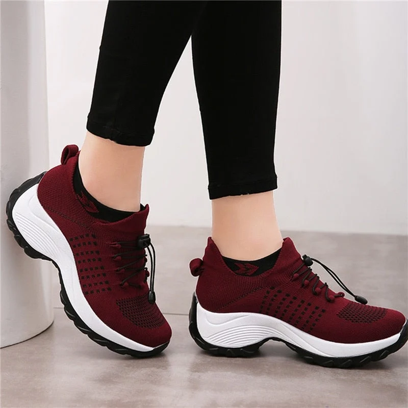 Orthopädische Damenschuhe mit breitem Leisten