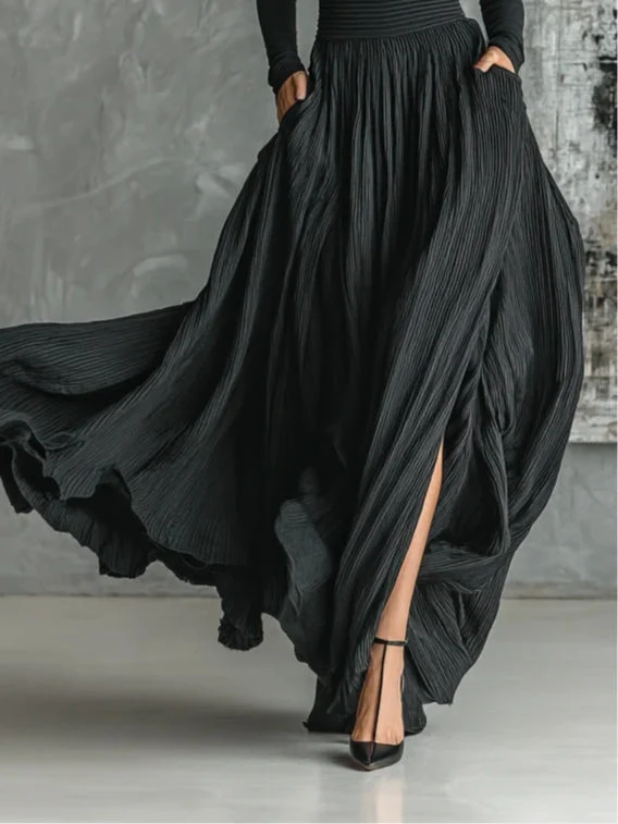 Damen-Set: Rollkragenpullover und Plisseerock