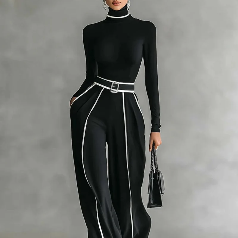 Damen-Zweiteiler: Oberteil, Hose, Gürtel