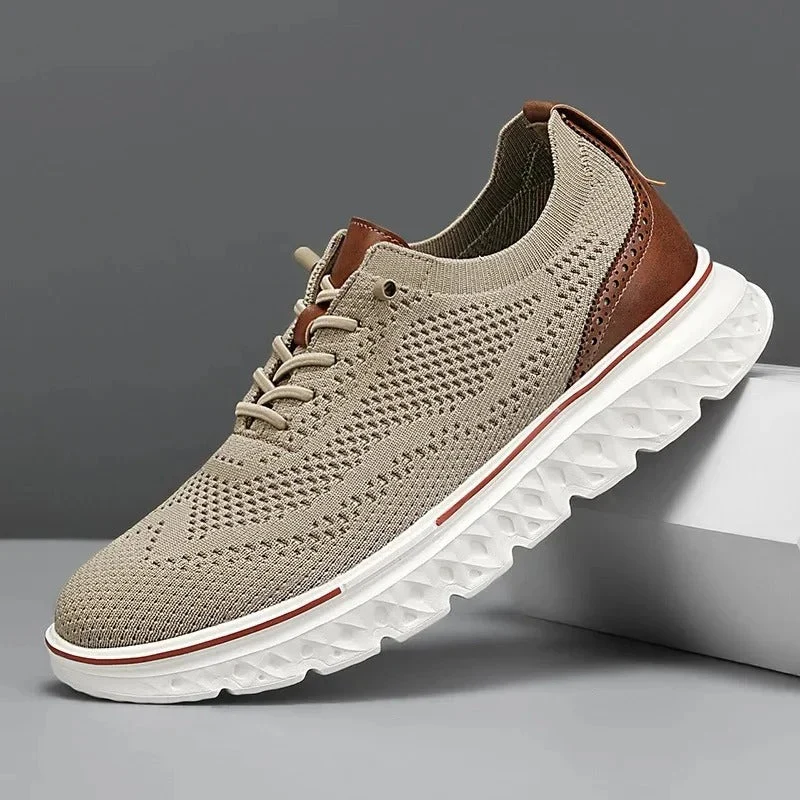Orthopädische Herrenschuhe in breiter Passform