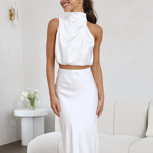 Damen-Set mit Maxirock aus Satin und hochgeschlossenem Oberteil