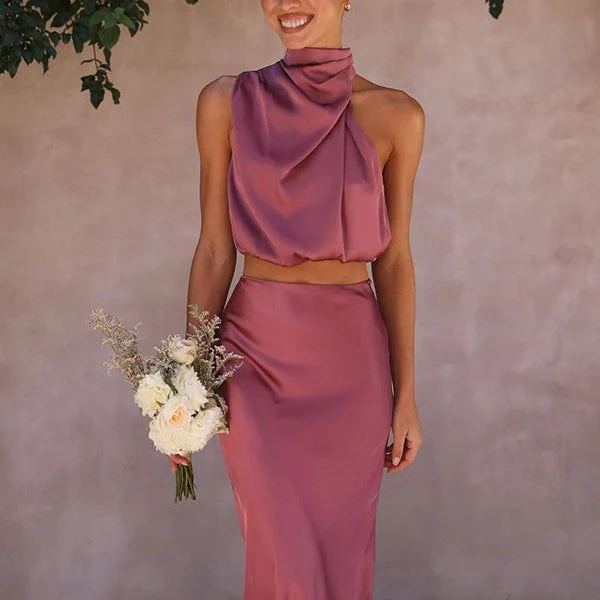 Damen-Set mit Maxirock aus Satin und hochgeschlossenem Oberteil