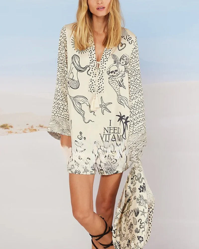 Damen-Set mit V-Ausschnitt-Oberteil und Shorts