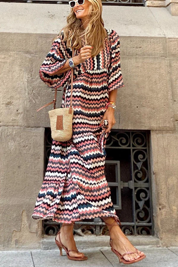 Midi-Kleid für Damen mit Puffärmeln und Stufenschnitt