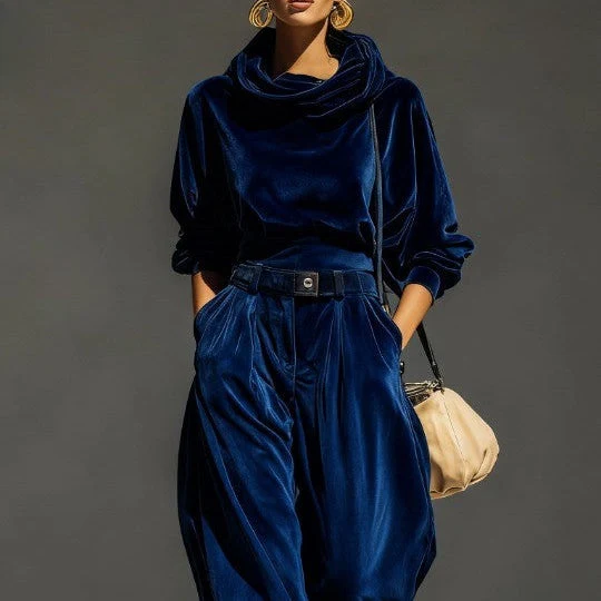 Damen-Set aus Samt-Hoodie und Hose mit Gürtel