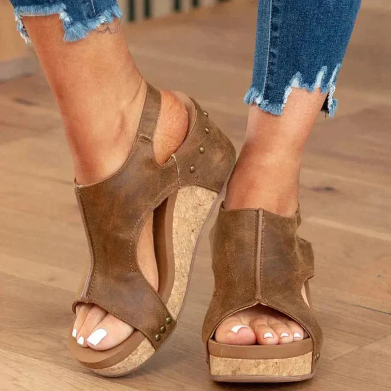 Angela | Damen Keilsandalen zum Hineinschlüpfen mit offenem Zehenbereich